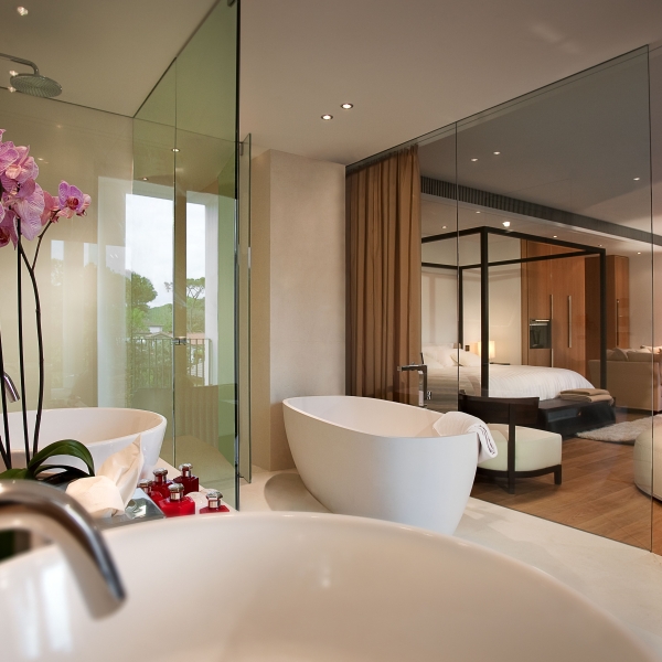  by Klaus Muller - Forte dei Marmi, Italy - Belvedere Arredamento